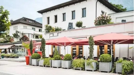 Unternehmen PUR - Restaurant & Bar