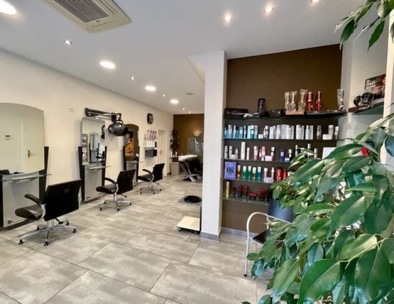 Galeriebild LkcXUYdyvr.jpg