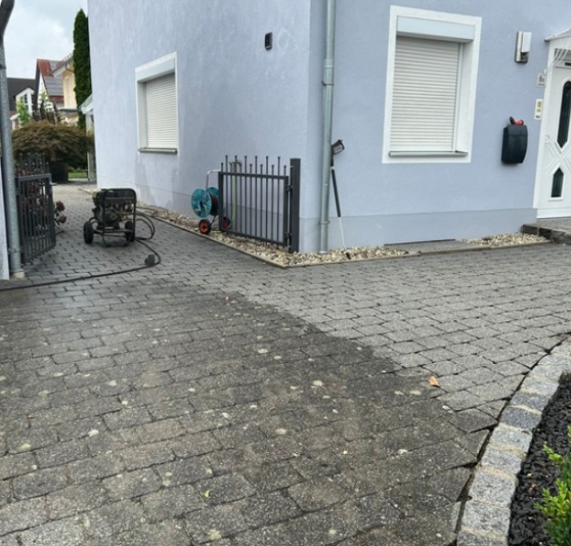 Galeriebild lzybISqdqr.jpg