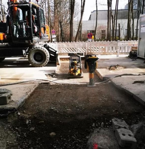 Galeriebild tLw4CFYBaf.jpg