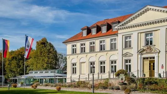 Unternehmen Seeschloss Schorssow Hotel-Verwaltungs-GmbH PKHT