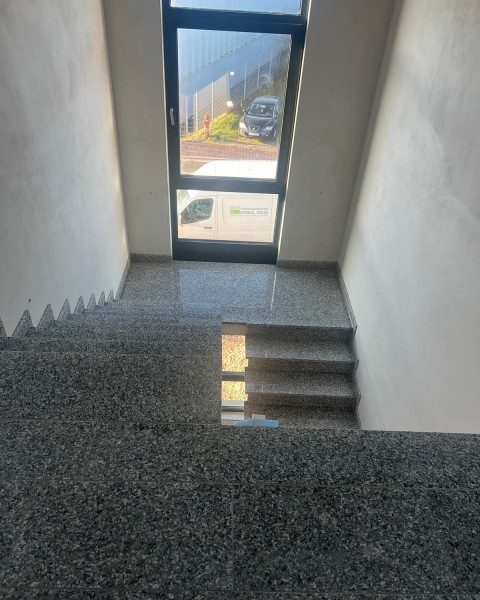 Galeriebild atAZuZSceK.jpg